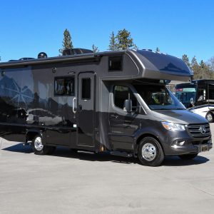 Mercedes Dynamax Isata 3